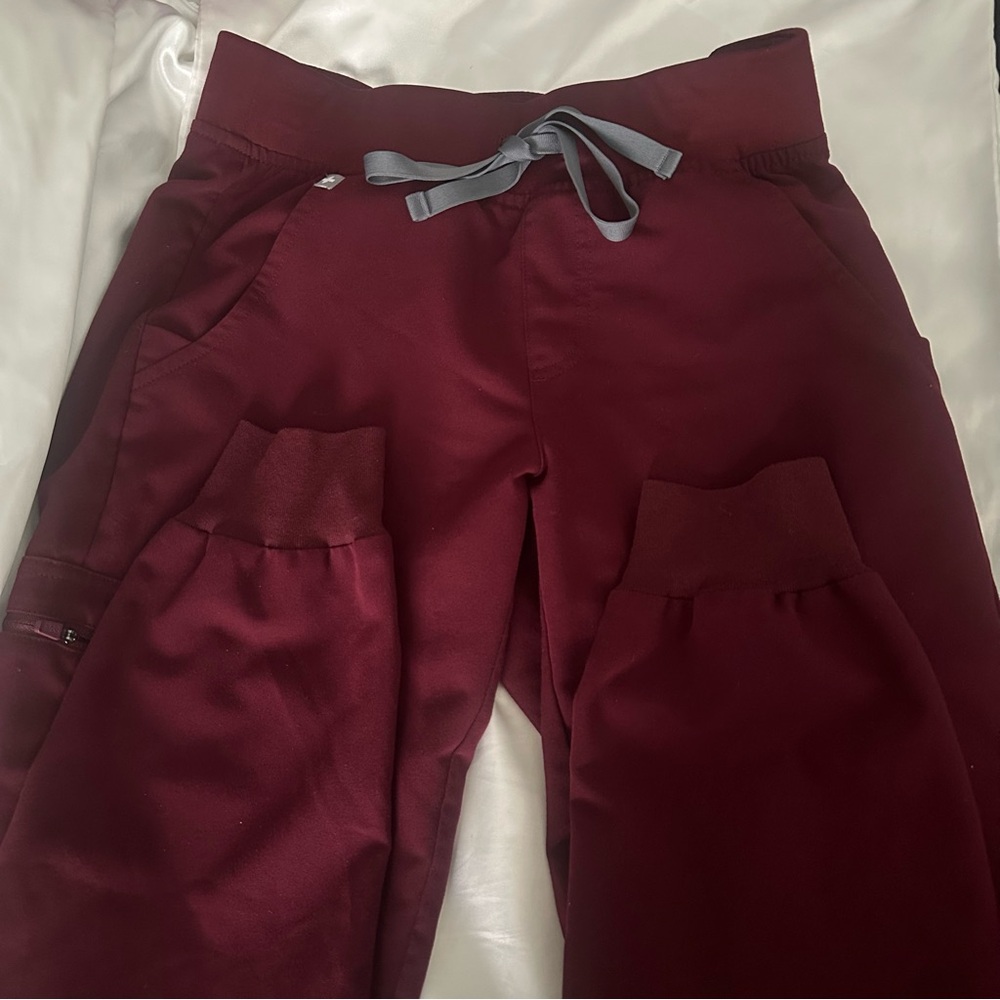 Figs Burgundy Zamora Jogger Scrub Pants
